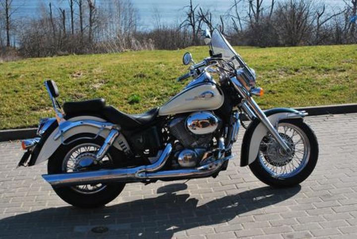 Porównanie modeli i osiągi Honda Shadow 750