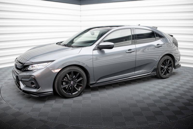 Porównanie cen i wyposażenia Hondy Civic