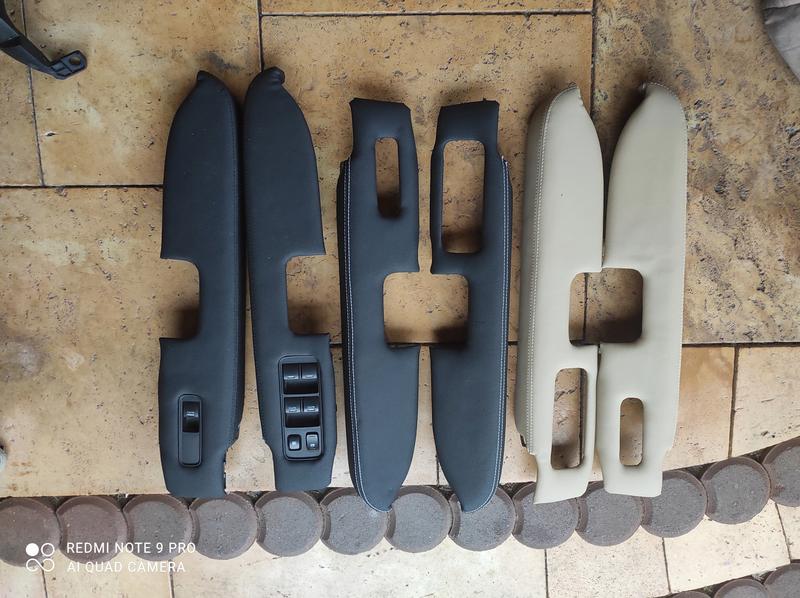 Prosty sposób na zdjęcie boczka drzwi w Honda CR-V bez uszkodzeń