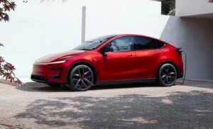 Sekrety zakupu Tesli: Jak uniknąć pułapek i zaoszczędzić na swoim wymarzonym aucie