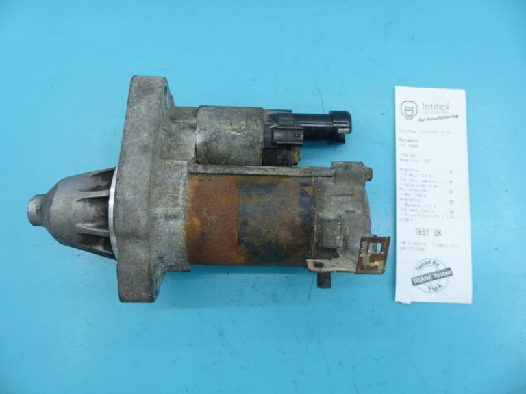 Gdzie znaleźć rozrusznik w Honda Civic VIII? Prosta lokalizacja na wyciągnięcie ręki!