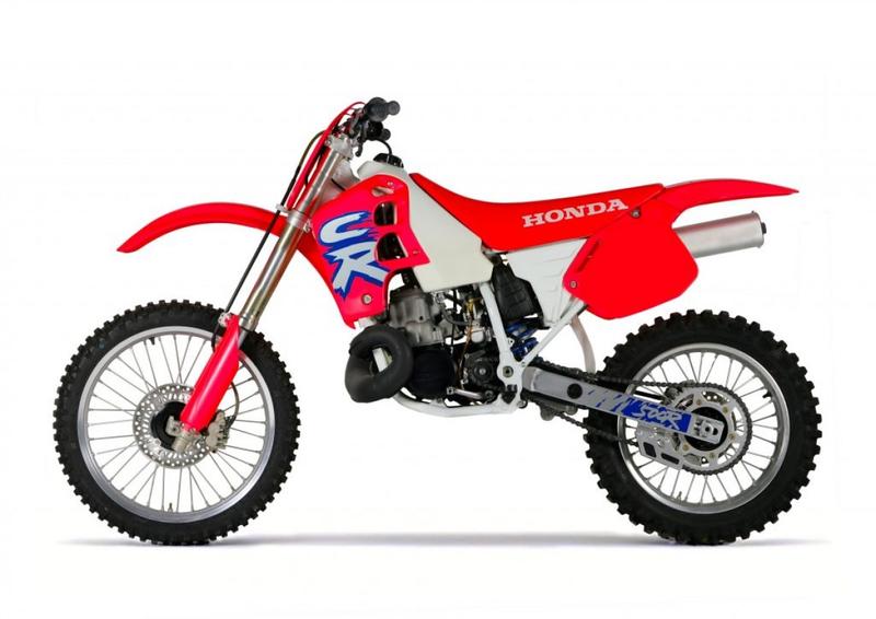 Honda CR 250R specyfikacje techniczne 2002