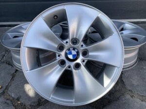 Jak uniknąć podróbek? Sprawdź, czy felgi są oryginalne!