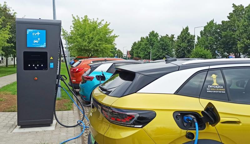 Efektywne ładowanie samochodu elektrycznego