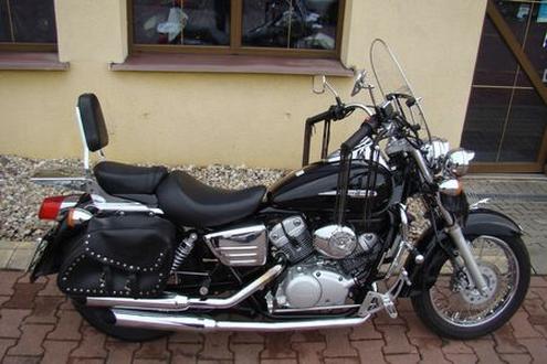 Wyjmowanie akumulatora Honda Shadow 125