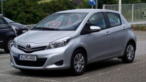 Gdzie szukać lewarka w Toyocie Yaris 3? Sprawdź nasze wskazówki!