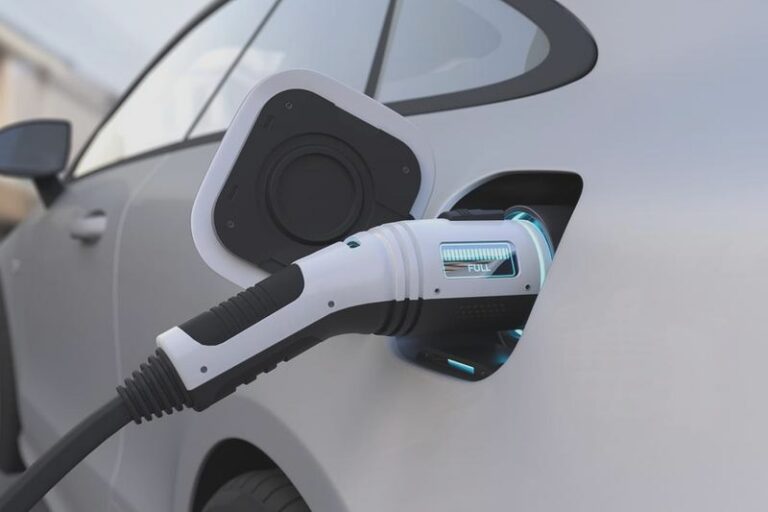 Czy ładowanie samochodu elektrycznego naprawdę jest darmowe? Poznaj kluczowe warunki!