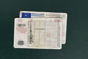Czy brak prawa jazdy może ci zaszkodzić? Oto konsekwencje, o których warto wiedzieć
