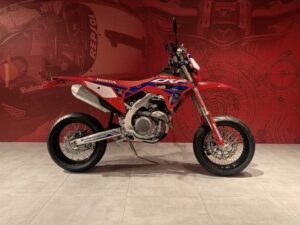 Honda CRF 450 – moc silnika i porównanie modeli, które zaskoczy każdego fana motocykli
