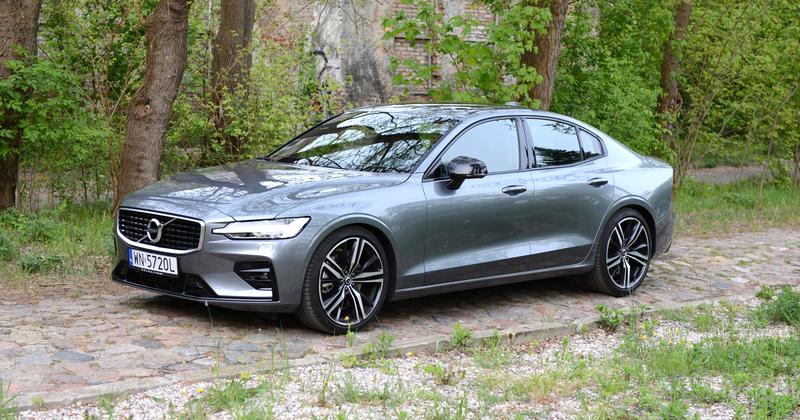 Hybrydowe wersje Volvo S60