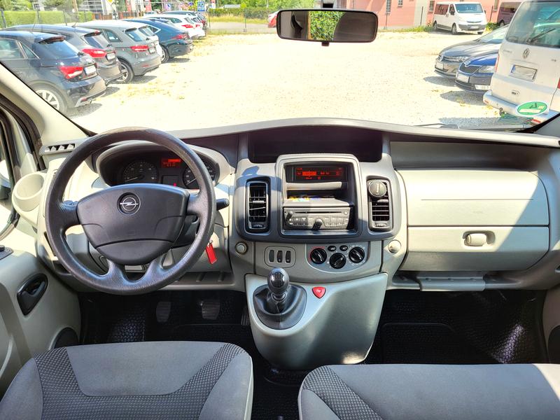 Opel Vivaro silnik