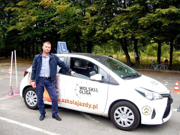 Jak zdać prawo jazdy teorię: sprawdzone sposoby na sukces w teście