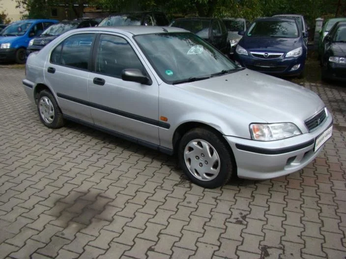 Ile pali Honda Civic 1.4? Realne spalanie w mieście i trasie